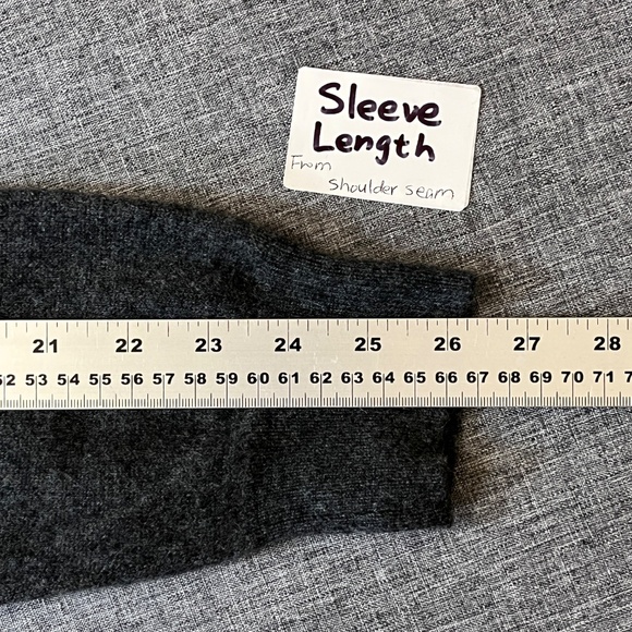 J Crew 100% Cashmere V Neck Pullover Sweater - Men's Size L - Gray - Picture 7 of 9